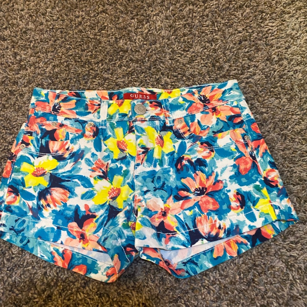 Floral pattern, GUESS Jean shorts